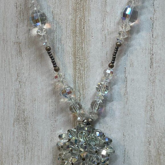 REPURPOSED vintage BROOCH clear faceted crystal glass bead NECKLACE artisan made - Picture 2 of 8